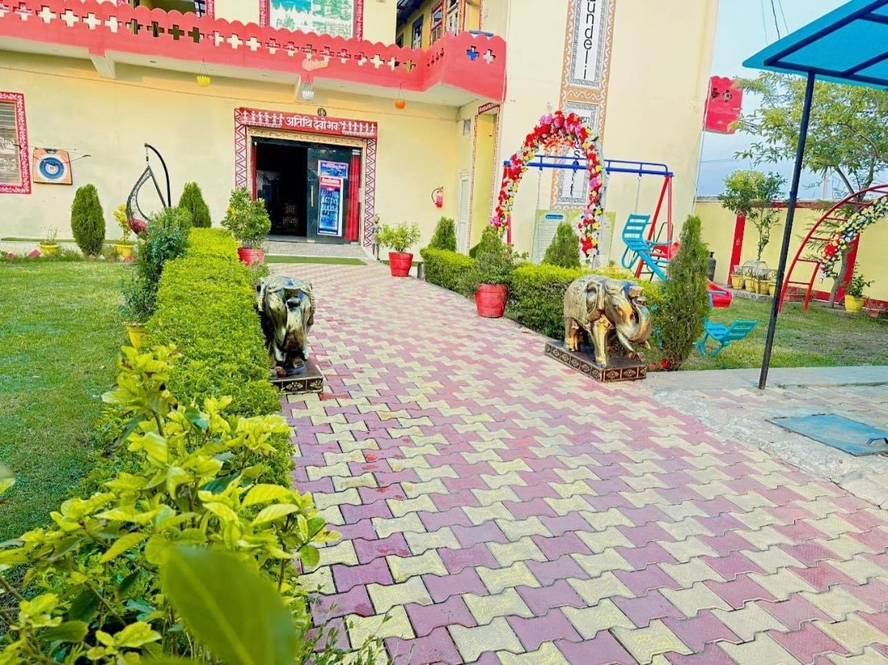 Bundeli Farm Resort & Banquet Orchha Dış mekan fotoğraf