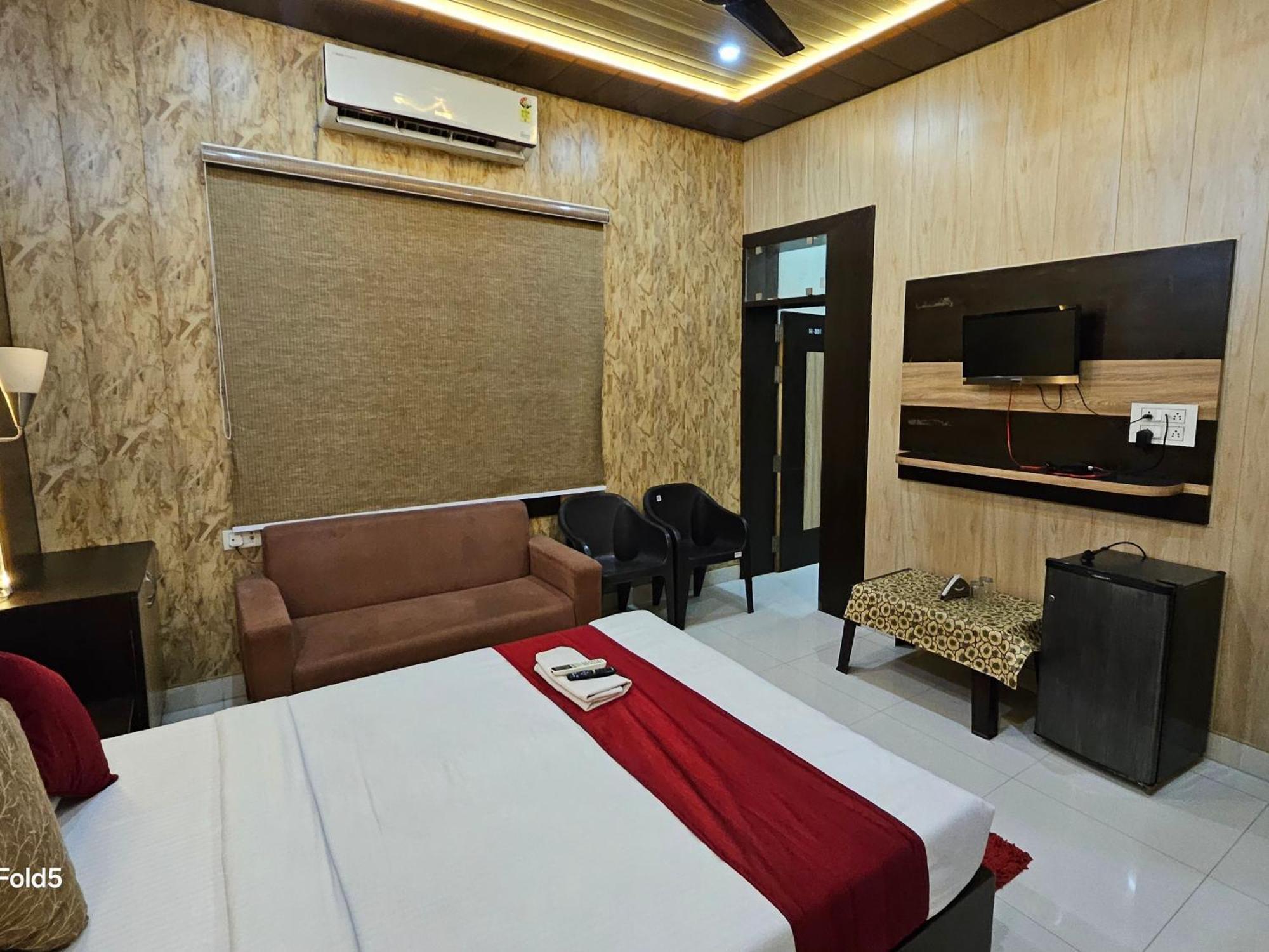 Bundeli Farm Resort & Banquet Orchha Oda fotoğraf
