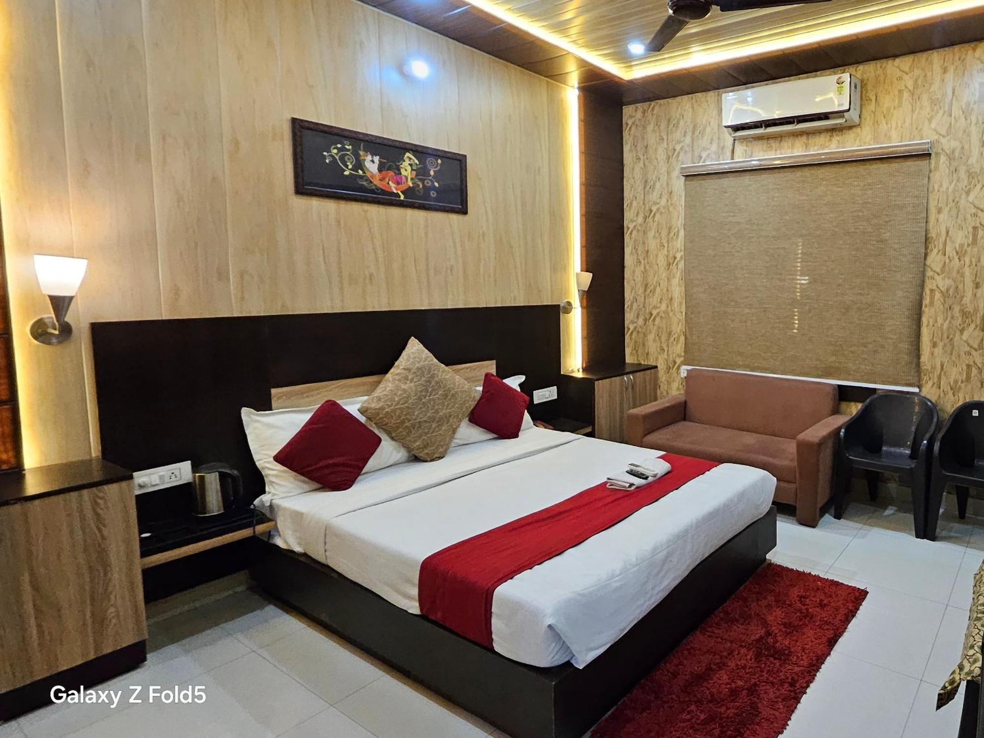 Bundeli Farm Resort & Banquet Orchha Dış mekan fotoğraf